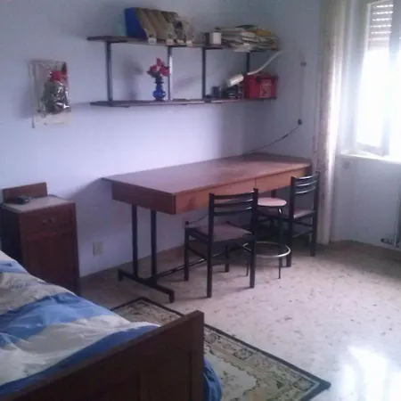 Appartement Chiaravalle Apartment *